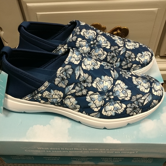 Vera Bradley VB Cloud Convertible Slip-On Shoe Blue Floral Women's 10 - Picture 5 of 14